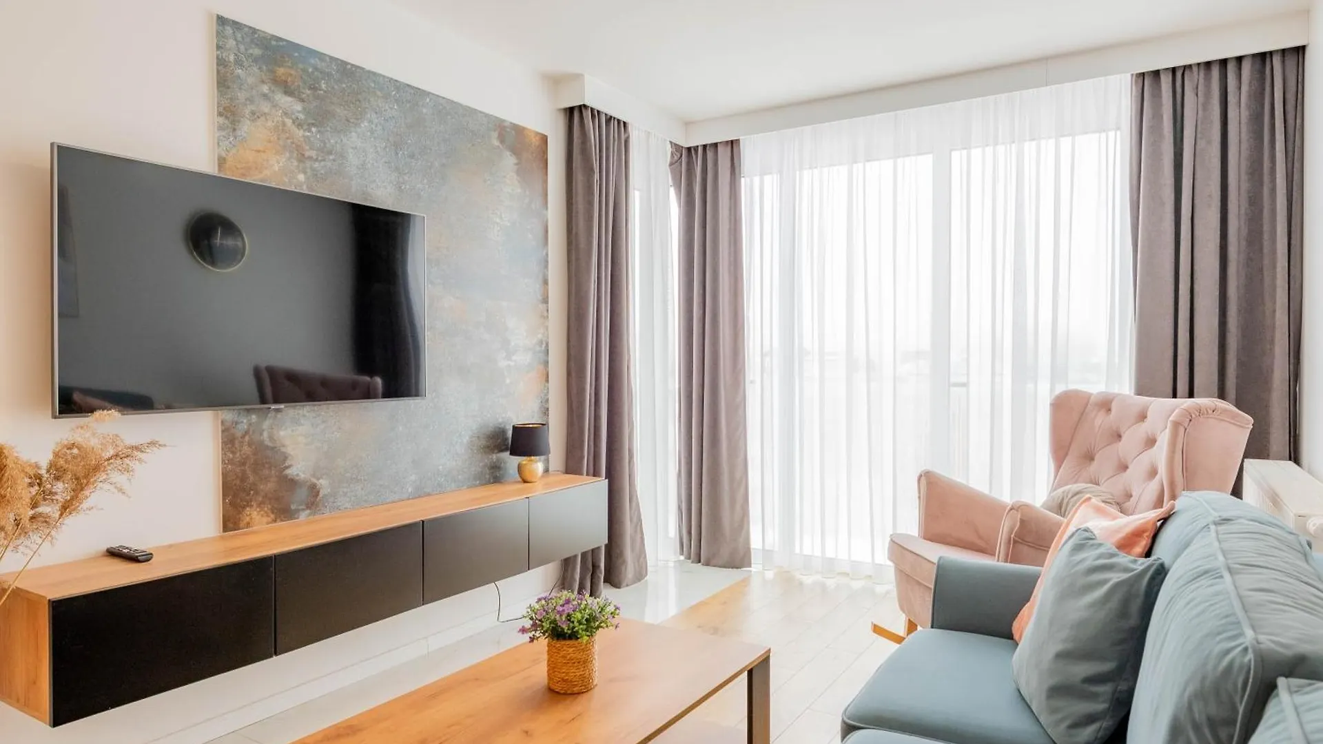 Horyzont Apartamenty-Perlowa Przystan- Zewnetrzny Basen, Parking, Sniadanie- 900M Od Plazy Zachodniej I Morza!!! Kolobrzeg