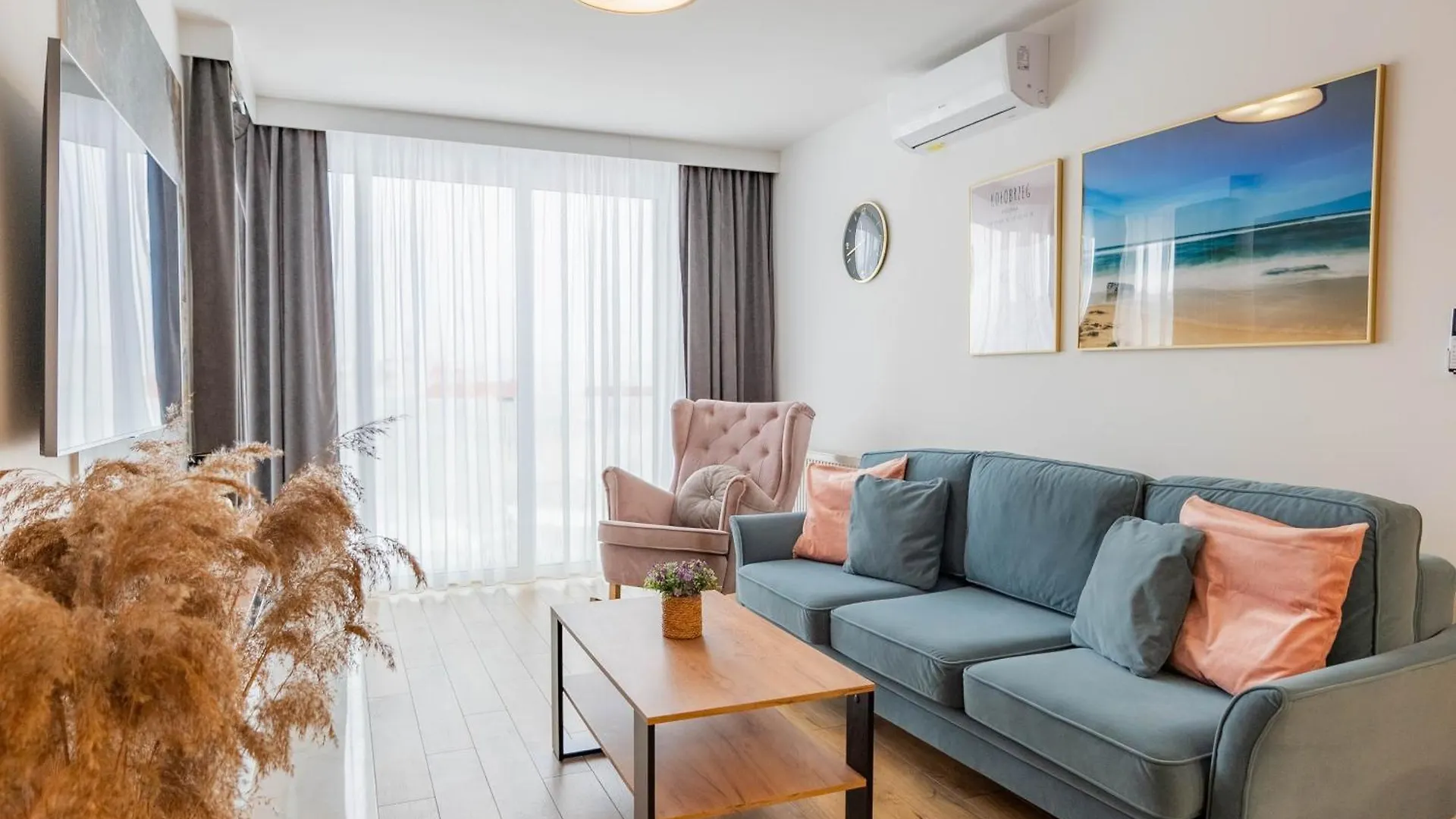 Apartment Horyzont Apartamenty-Perlowa Przystan- Zewnetrzny Basen, Parking, Sniadanie- 900M Od Plazy Zachodniej I Morza!!! Kolobrzeg Poland