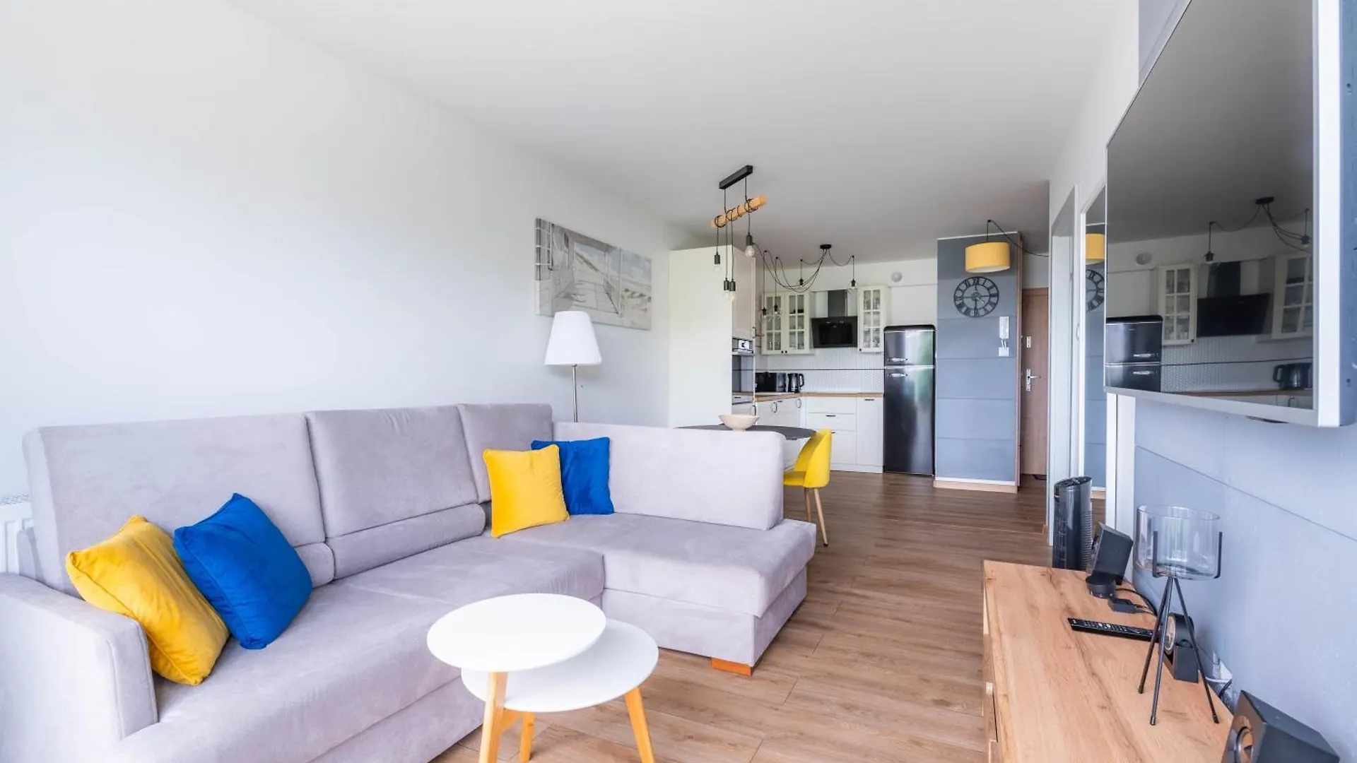 Apartment Horyzont Apartamenty-Perlowa Przystan- Zewnetrzny Basen, Parking, Sniadanie- 900M Od Plazy Zachodniej I Morza!!! Kolobrzeg